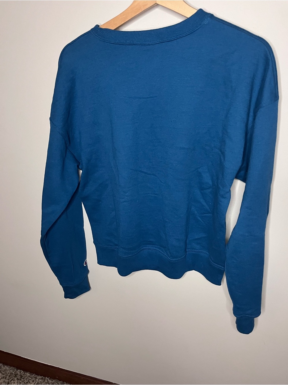 Champion Authentic Athleticwear Teal Blue Logo Crewneck Sweatshirt Womens Small - Picture 3 of 5
